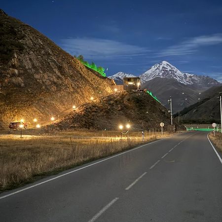 Gzaze Apartamento Kazbegi Exterior foto